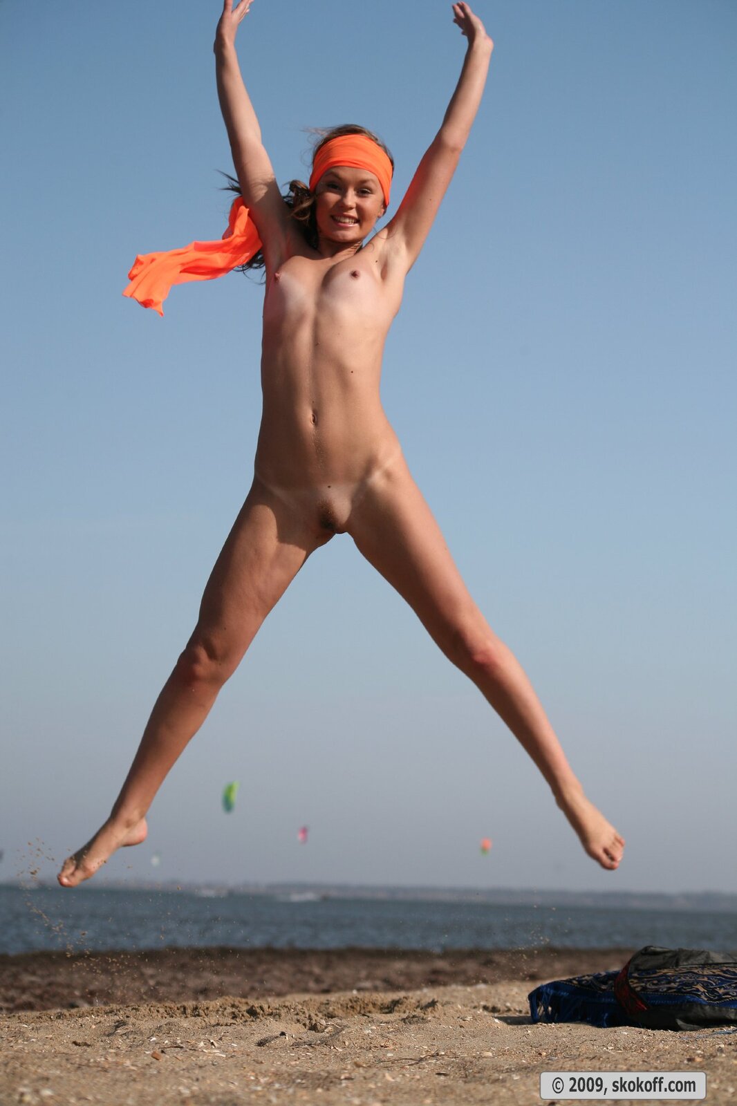 Girls Jumping W Tits Floating Midair Page 4 Freeones Board The Free Munity 0740